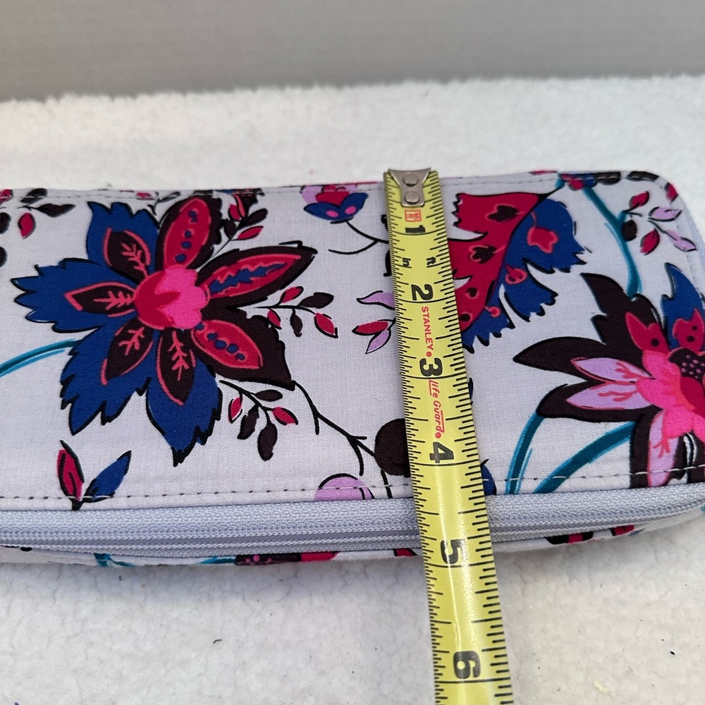 Vera Bradley Large Pill Cases - Picture 4 of 5